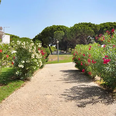 別荘 Aldeia Acoteias *